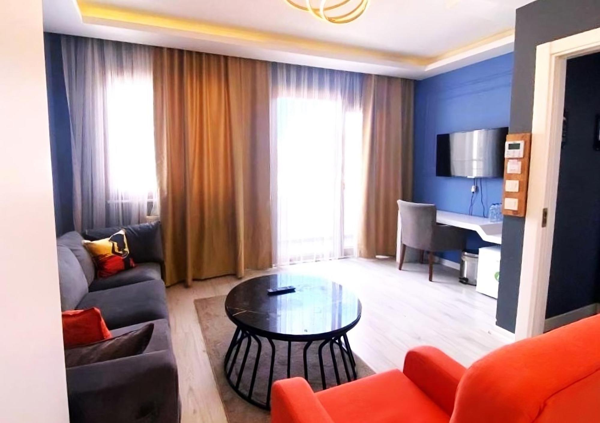 Taksim Leon'S Hotel Istanbul Ngoại thất bức ảnh